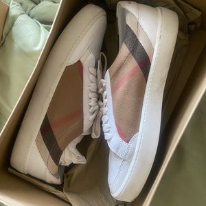 Burberry shoes